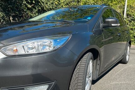 Ford Focus 80.000 km 7.900 &euro; Bremen 28355