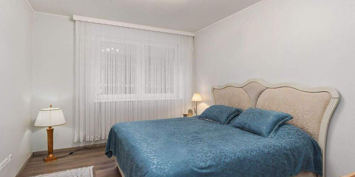 Mehrfamilienhaus, Wohnhaus Bremen Gröpelingen - 8 Zimmer, 339 m&sup2;, 649.000&euro; | Angebot:25770428