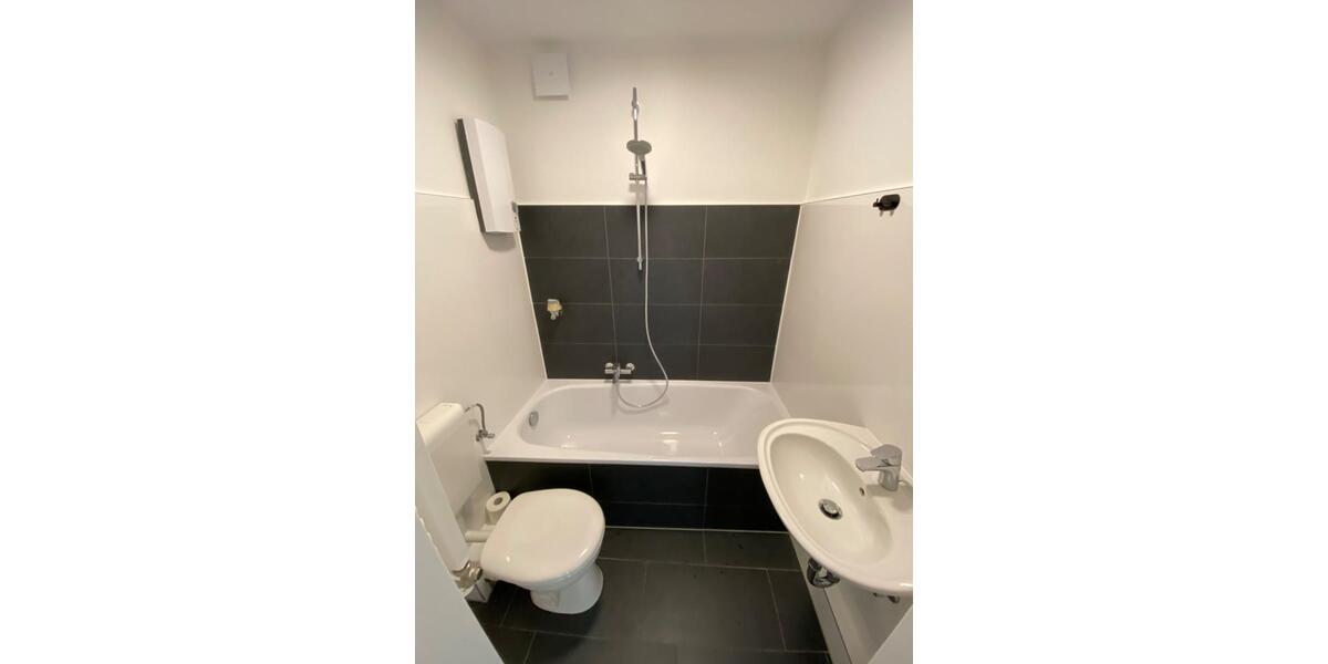 Dachgeschoßwohnung Bremen Neustadt - 2 Zimmer, 47 m&sup2;, 720&euro; | Angebot:25247279