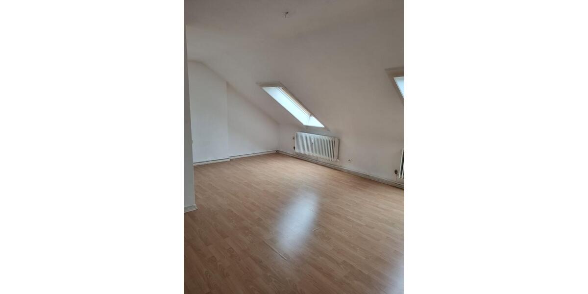 Etagenwohnung Bremen Walle - 3 Zimmer, 98 m&sup2;, 980&euro; | Angebot:25449522
