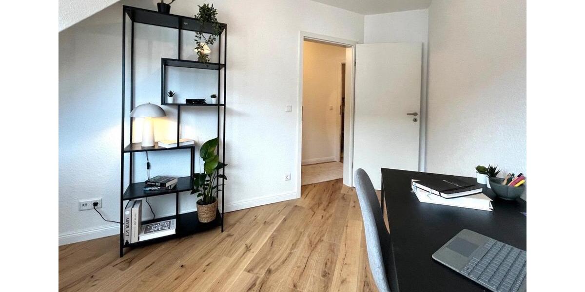 Dachgeschoßwohnung Bremen Hemelingen - 3 Zimmer, 55 m&sup2;, 1.200&euro; | Angebot:26634367