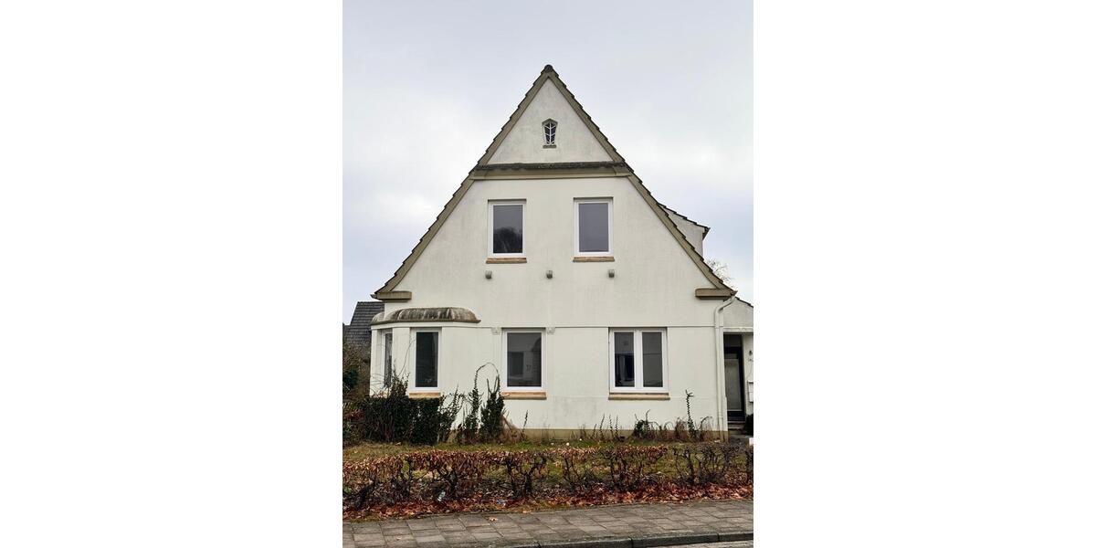 Kernsanierte, helle Oberwohnung – ca. 55 m², ruhige Top-Lage 2 zimmer