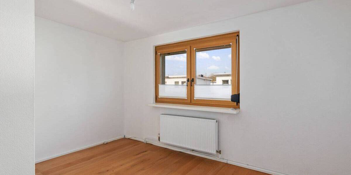 Reihenmittelhaus Bremen Neue Vahr Südost - 3 Zimmer, 77 m&sup2;, 229.000&euro; | Angebot:26015192