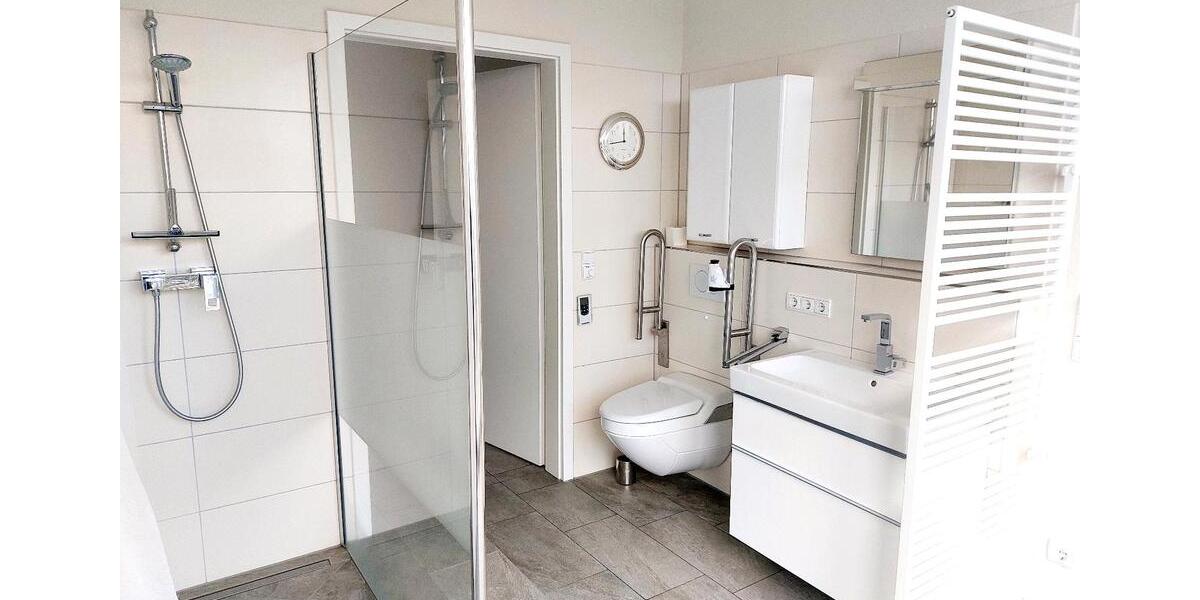 Exklusive barrierefreie Penthouse Wohnung zentral in Brinkum 3 zimmer