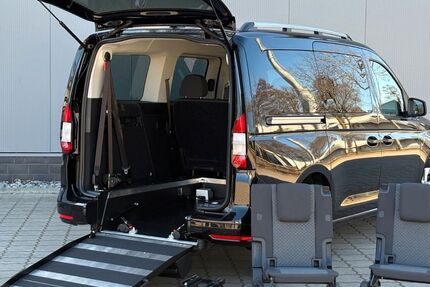 Ford Grand Tourneo 1.025 km 52.243 &euro; Lilienthal 28865