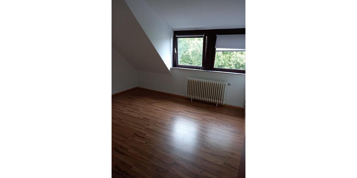 Dachgeschoßwohnung Bremen Huchting - 2 Zimmer, 40 m&sup2;, 550&euro; | Angebot:25175376