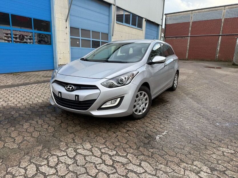 i30