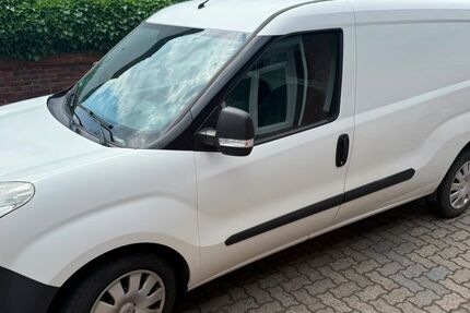 Opel Combo 132.000 km 5.199 &euro; Bremen 28309