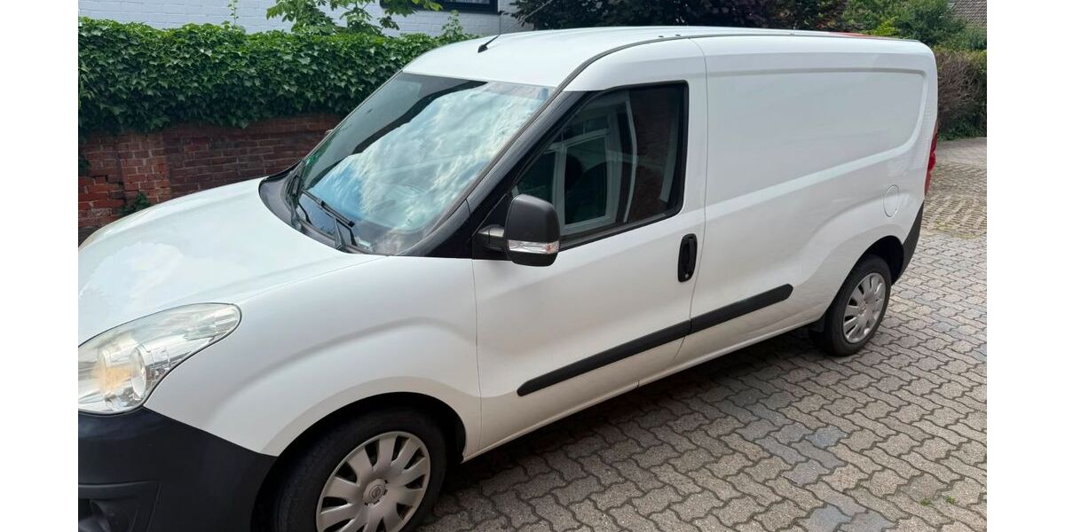 Opel Combo 132.000 km 5.199 &euro; Bremen 28309