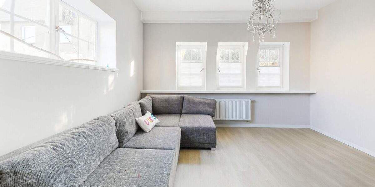 Einfamilienhaus Delmenhorst Mitte - 6 Zimmer, 230 m&sup2;, 739.000&euro; | Angebot:25798701