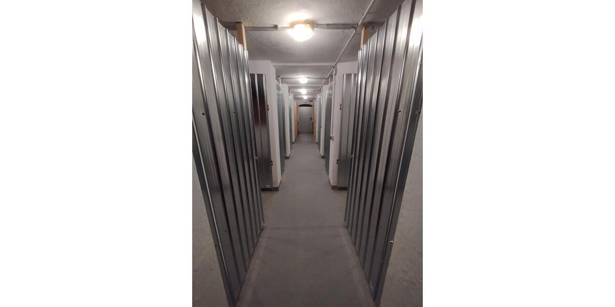 Lager Lagerraum Lagerbox Motorrad Garage Schwanewede Bremen zimmer