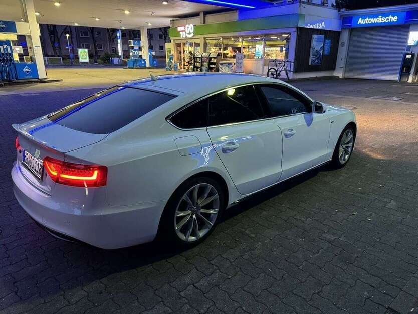 Audi A5 218.000 km 13.000 € Bremen 28203