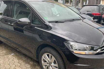 VW Touran 9.100 km 29.900 € Bremen 28259