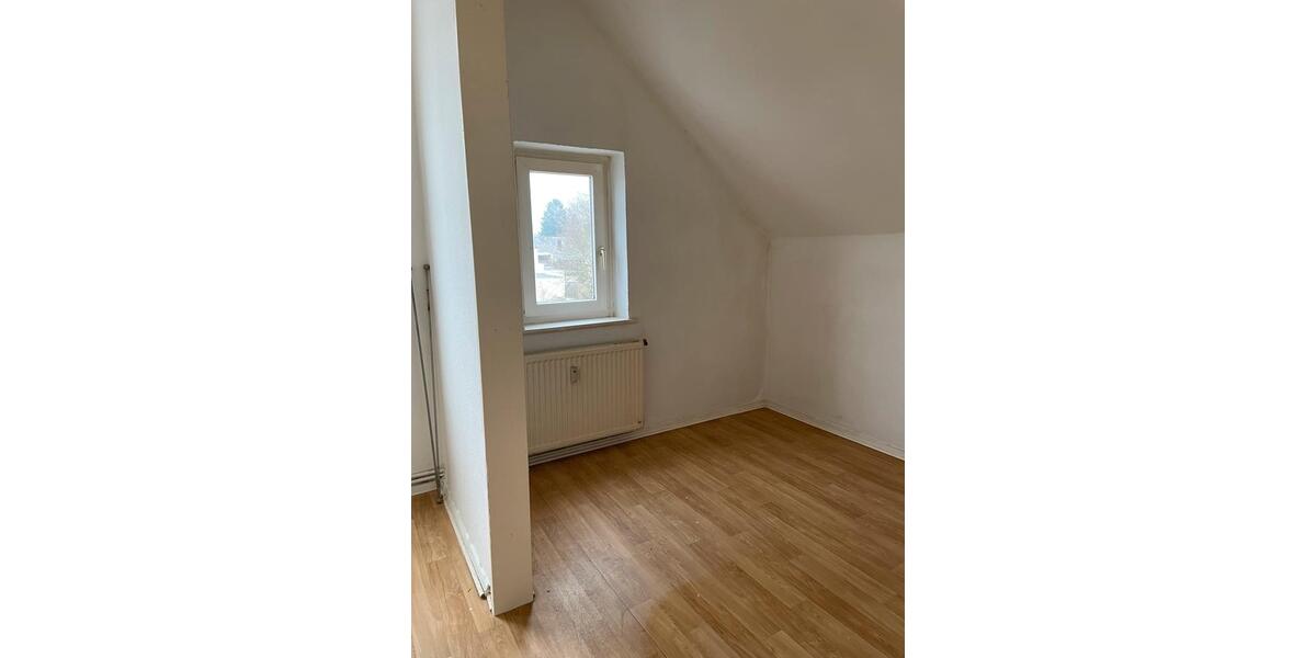Dachgeschoßwohnung Bremen Blumenthal - 3 Zimmer, 61 m&sup2;, 850&euro; | Angebot:25965214
