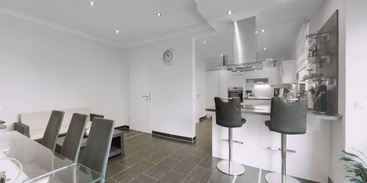 Mehrfamilienhaus, Wohnhaus Bremen Hemelingen - 9 Zimmer, 258 m&sup2;, 669.000&euro; | Angebot:25821424