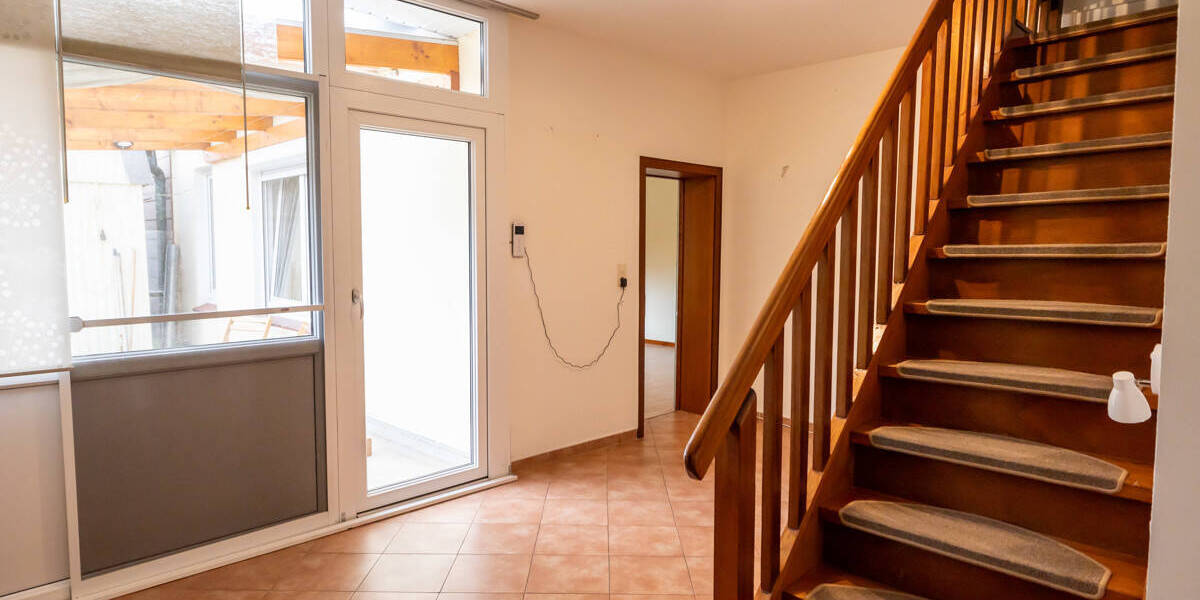 Etagenwohnung Ganderkesee Neuenlande - 6 Zimmer, 145 m&sup2;, 137.000&euro; | Angebot:25846192