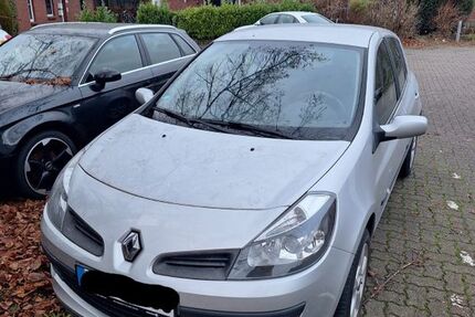 Renault Clio 126.000 km 2.700 &euro; Worpswede 27726