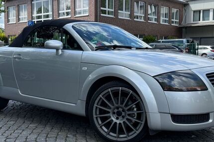Audi TT 187.000 km 2.990 &euro; Bremen 28329