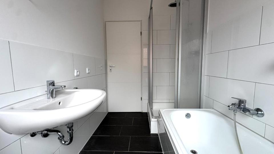 4,5-Zimmer-Wohnung mit Balkon, Garage und Gemeinschaftsgarten 4 zimmer