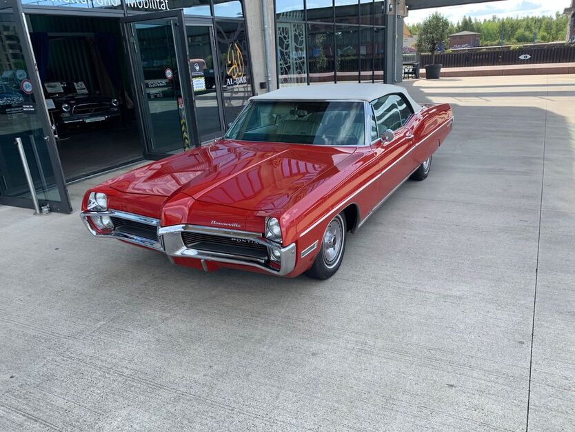 Pontiac Bonneville 54.321 km 37.950 € Bremen Überseestadt 28217