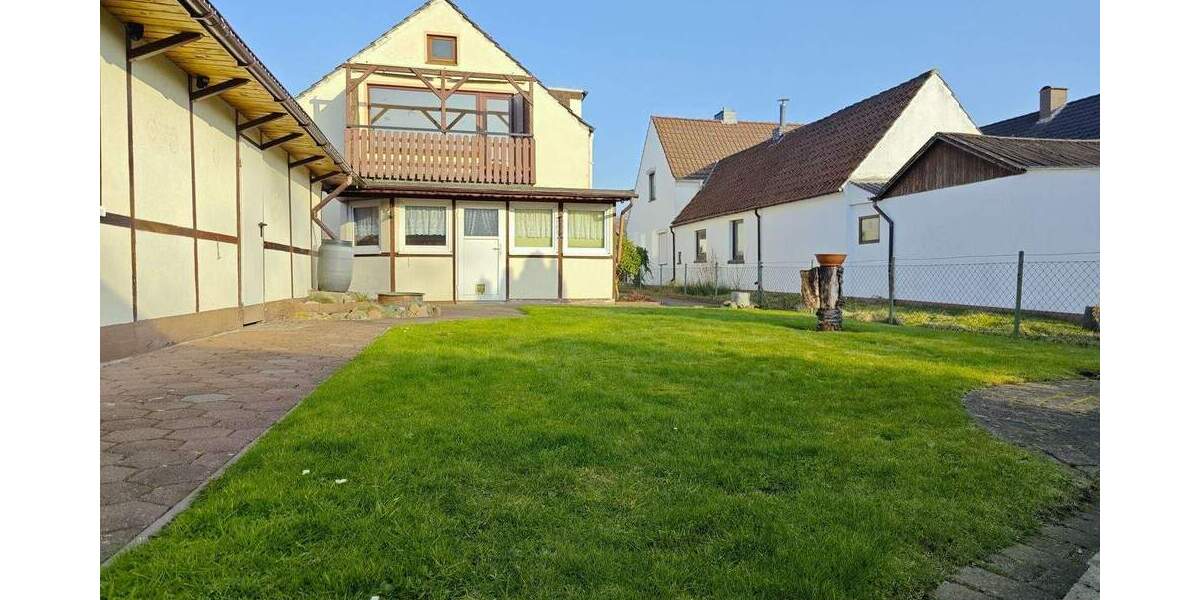 Mehrfamilienhaus, Wohnhaus Bremen Burg-Grambke - 6 Zimmer, 150 m&sup2;, 295.000&euro; | Angebot:25821544