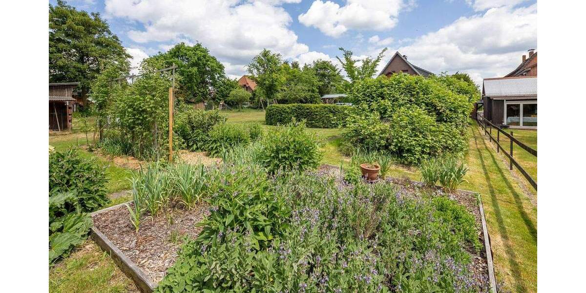 Mehrfamilienhaus, Wohnhaus Wilstedt - 8 Zimmer, 259 m&sup2;, 349.000&euro; | Angebot:25667674