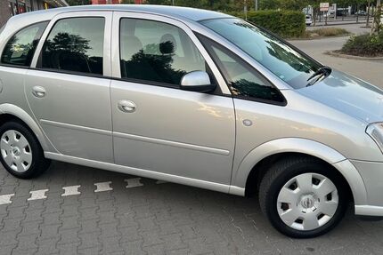 Opel Meriva 104.000 km 3.800 &euro; Bremen 28777