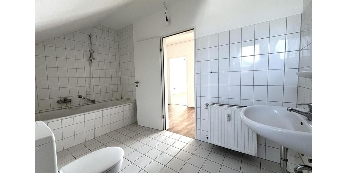 Dachgeschoßwohnung Oyten - 2 Zimmer, 60 m&sup2;, 550&euro; | Angebot:25416229