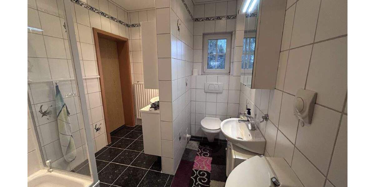 Mehrfamilienhaus, Wohnhaus Berne Neuenhuntorfermoor - 9 Zimmer, 304 m&sup2;, 475.000&euro; | Angebot:25777128