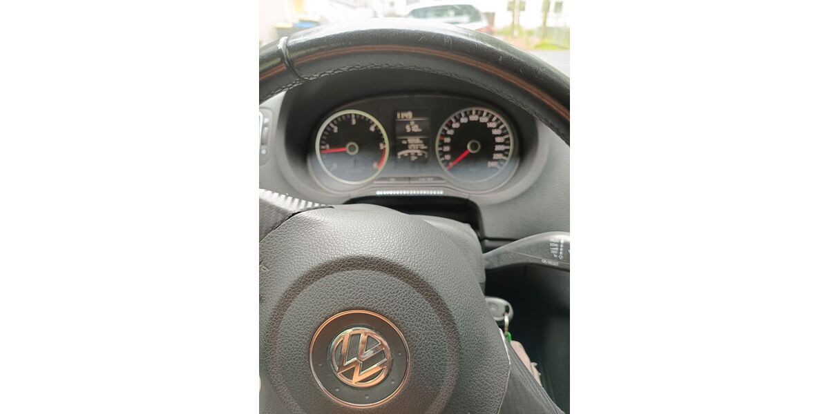 VW Polo 129.000 km 5.300 &euro; Bremen 28237