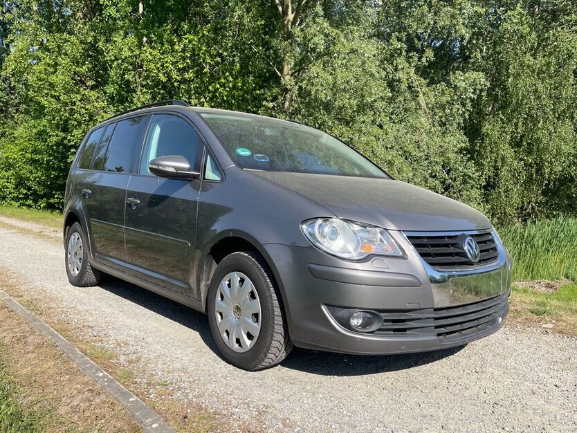 VW Touran 314.000 km 4.490 € Bremen 28197