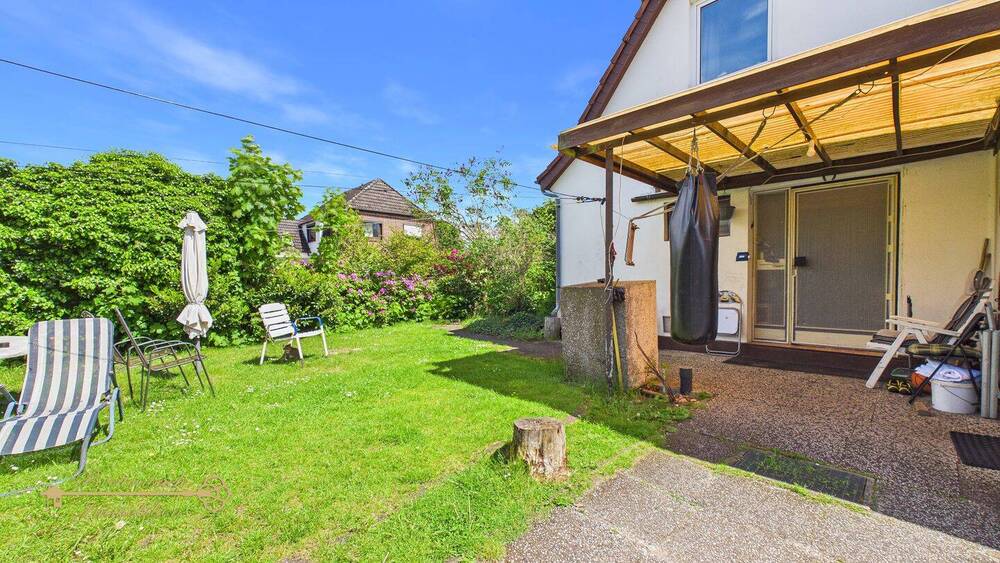 Mehrfamilienhaus, Wohnhaus Achim Uesen - 7 Zimmer, 220 m&sup2;, 430.000&euro; | Angebot:26875038