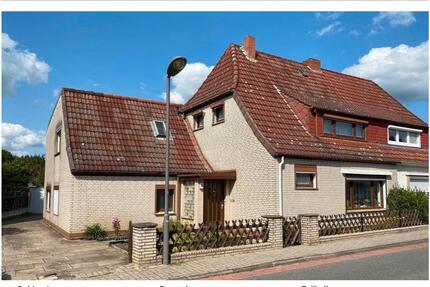 Doppelhaushälfte mit großem Grundstück saniert in 28309 Bremenn zimmer