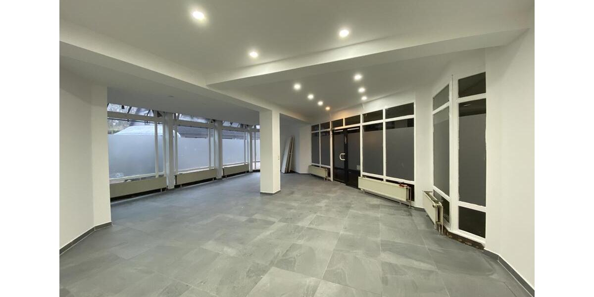 Büro, Laden, Praxis im Erdgeschoss, Delmenhorst-City zimmer