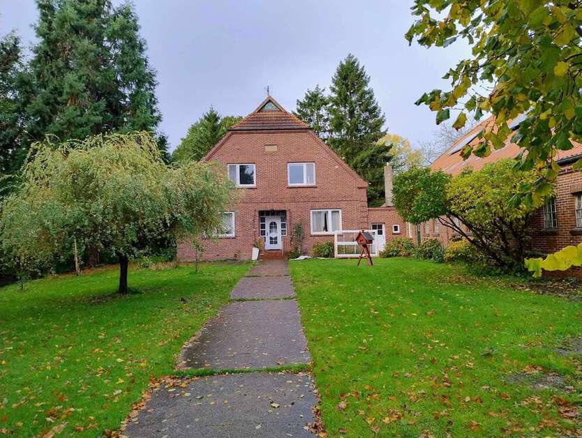 Haus zum Kaufen in Elsfleth 428.000 € 301 m² 9 zimmer