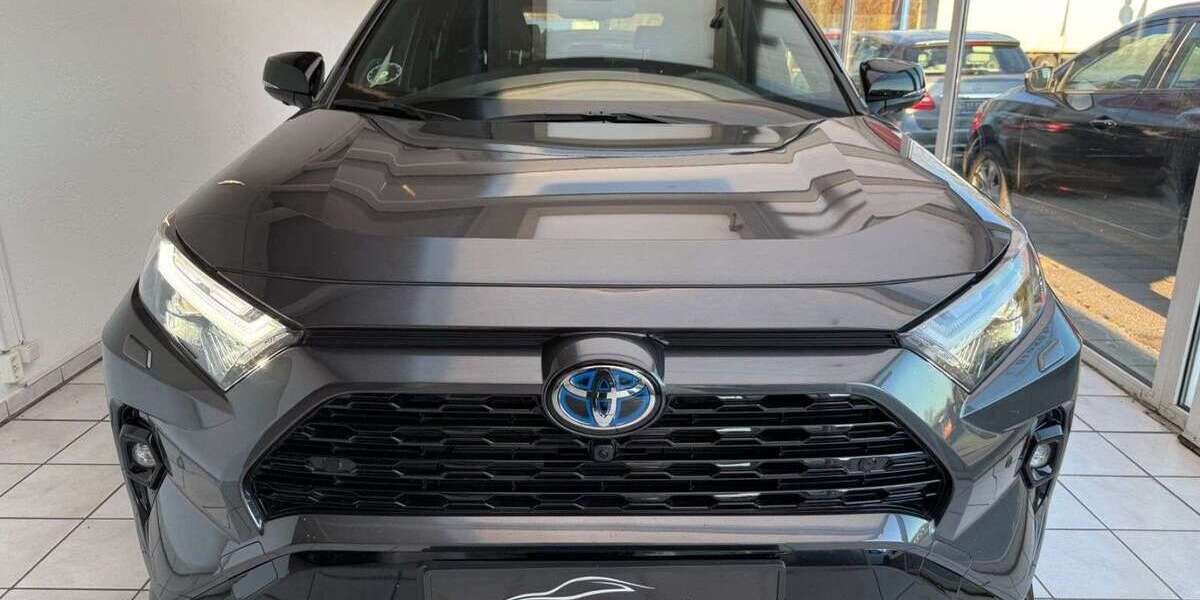 Toyota RAV 4 6.800 km 42.999 &euro; Bremen 28201