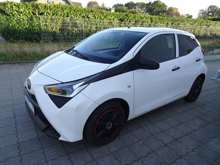 Toyota Aygo (X) 81.000 km 7.990 € Osterholz-Scharmbeck 27711