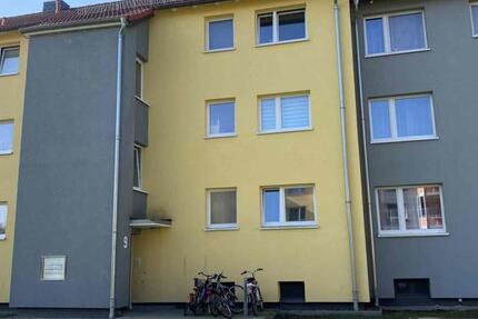 Renovierte 3-Zimmer-Wohnung mit Balkon zimmer