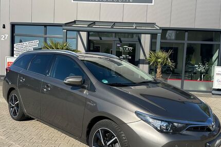 Toyota Auris 140.070 km 14.499 &euro; Delmenhorst 27755