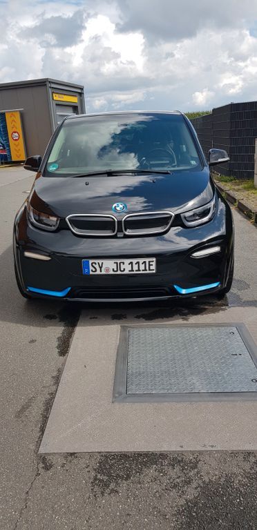 i3
