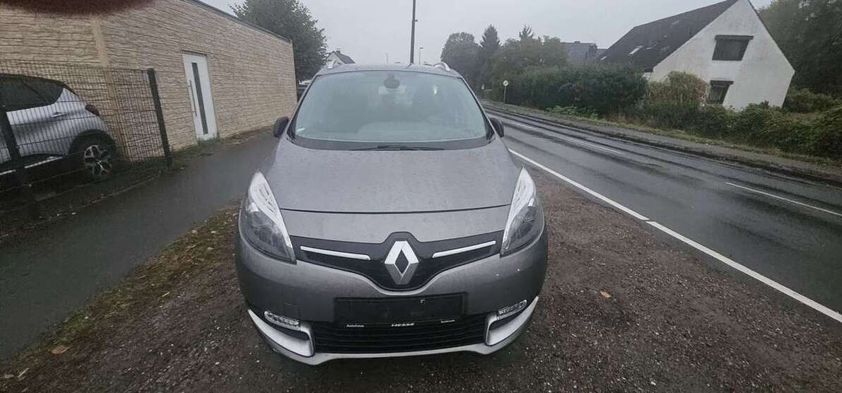 Renault Scenic 170.000 km 3.900 € Delmenhorst 27751