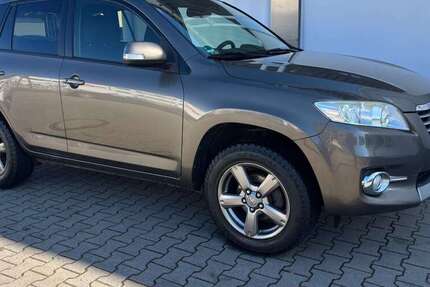 Toyota RAV4 241.000 km 7.999 &euro; Bremen 28355