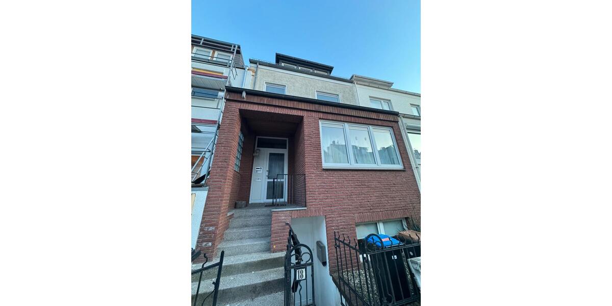 Hochparterre Bremen Huchting - 5 Zimmer, 100 m&sup2;, 1.500&euro; | Angebot:24694370