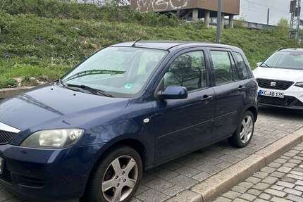 Mazda 2 109.000 km 2.000 &euro; Bremen 28219