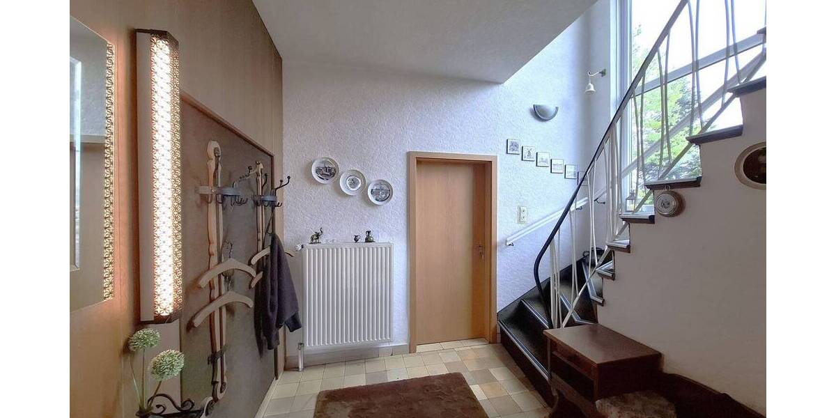 Einfamilienhaus Berne Ranzenbüttel - 7 Zimmer, 205 m&sup2;, 256.000&euro; | Angebot:26568908