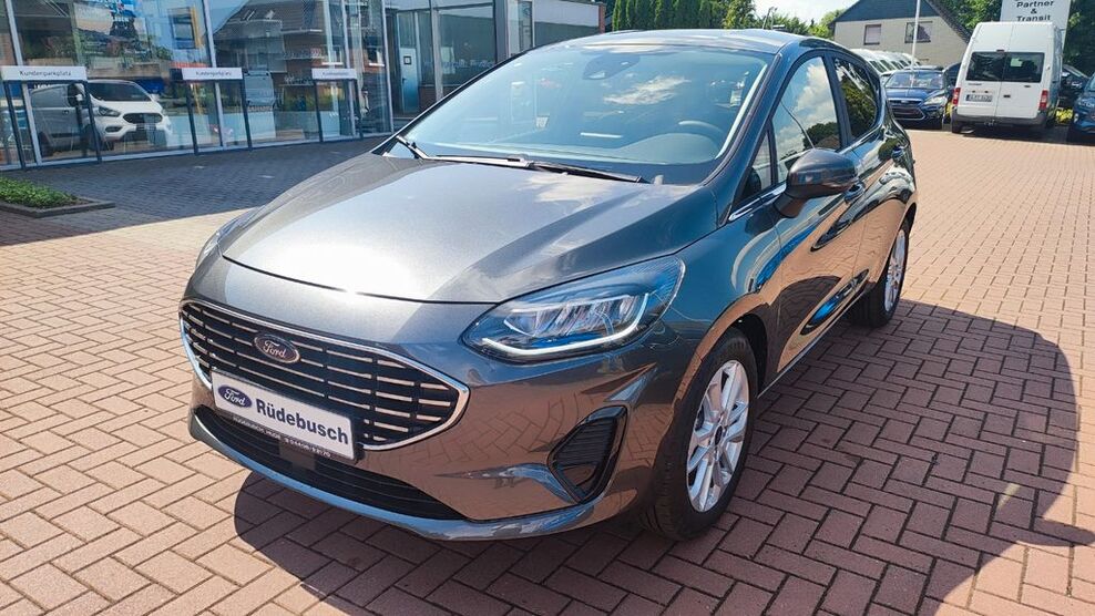Ford Fiesta 2.999 km 19.490 € Hude 27798