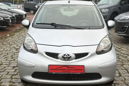 Toyota Aygo (X) 177.000 km 2.299 € Bremen 28199