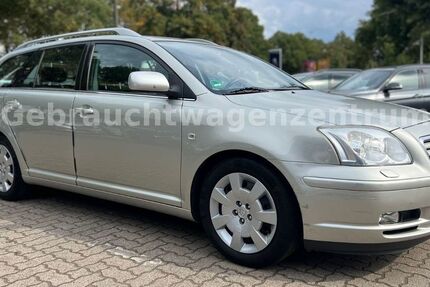 Toyota Avensis 163.200 km 3.990 € Bremen 28207