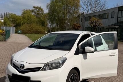 Toyota Yaris 175.000 km 5.800 &euro; Delmenhorst 27755
