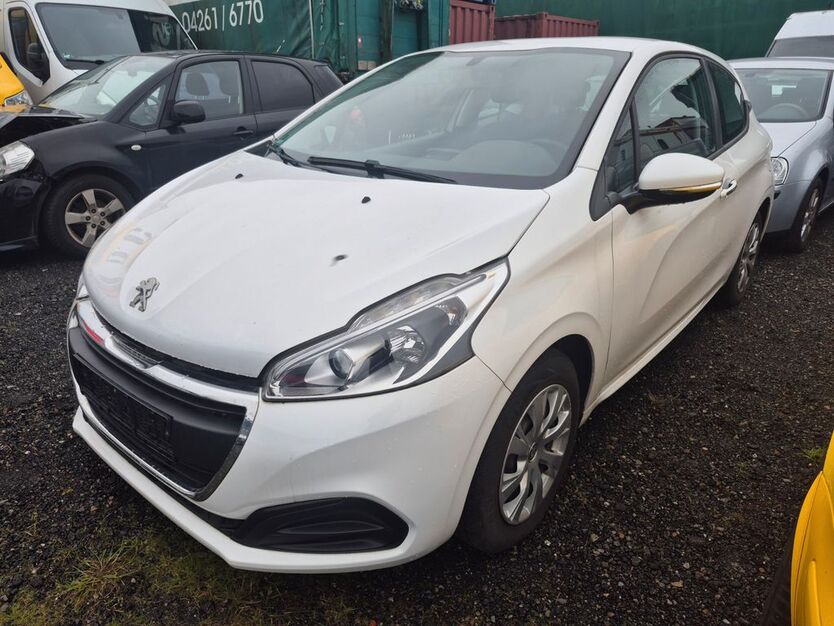Peugeot 208 78.177 km 3.300 € Achim 28832
